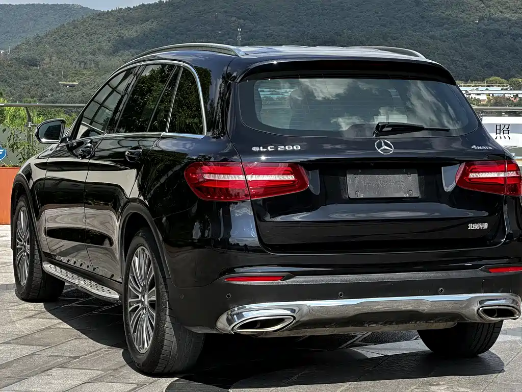 Mercedes-Benz GLC 2017 GLC 200 4MATIC