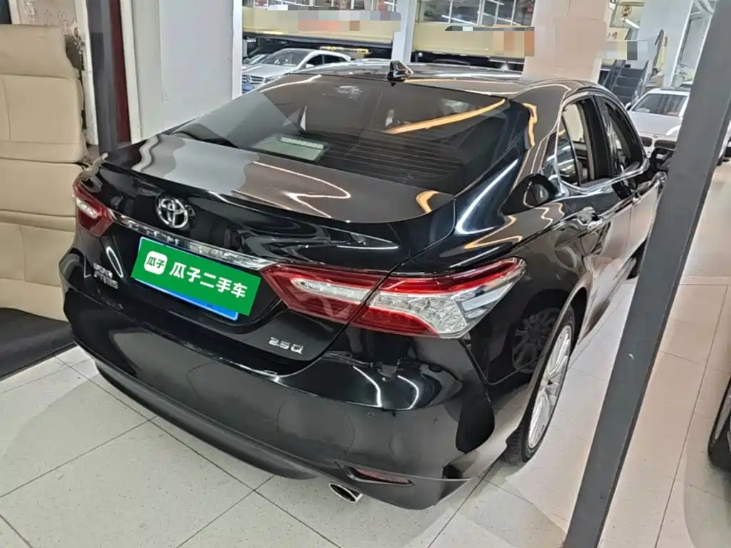 Toyota Camry — миниатюра 7