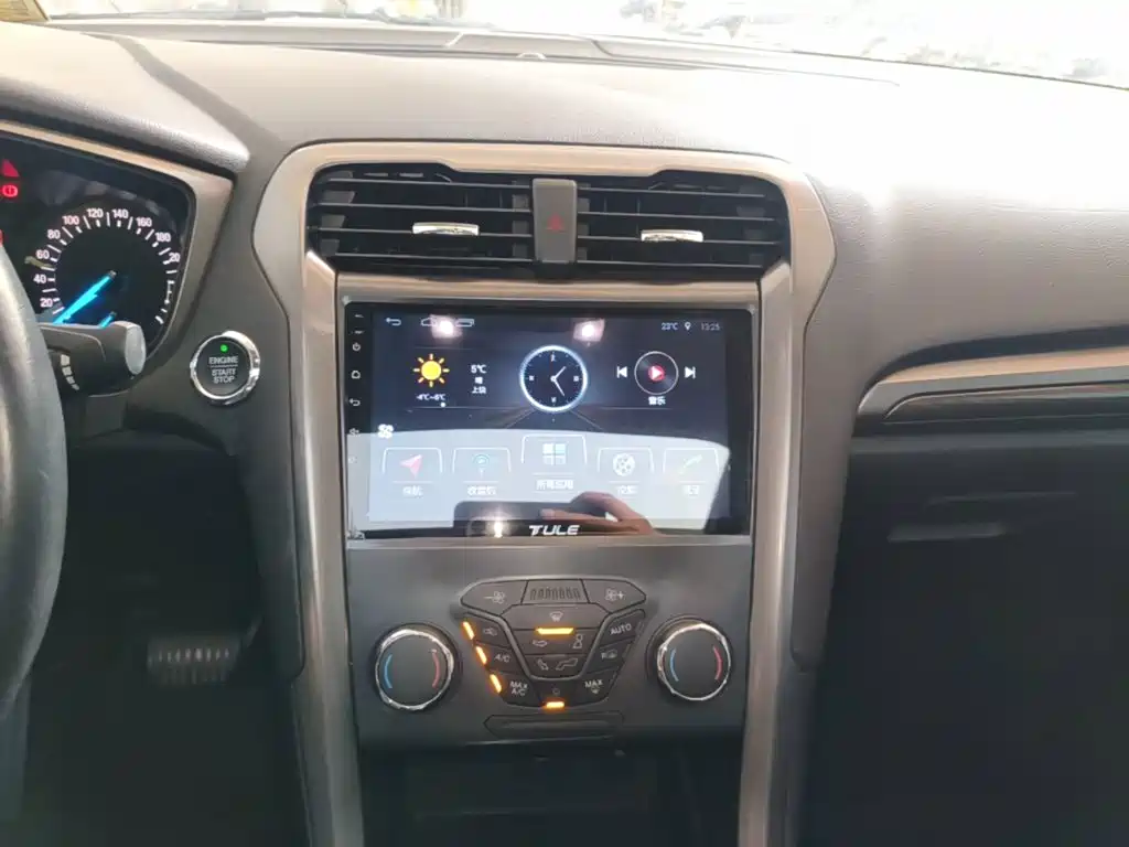 Ford Mondeo — миниатюра 13