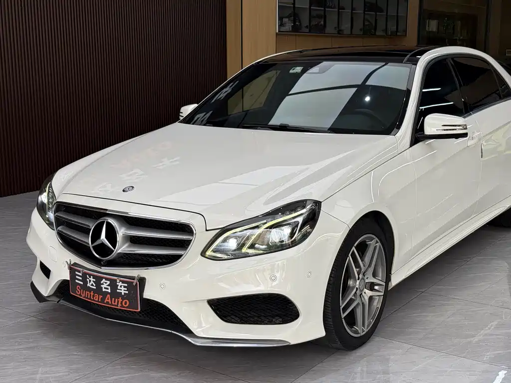 Mercedes-Benz E-Class — миниатюра 9