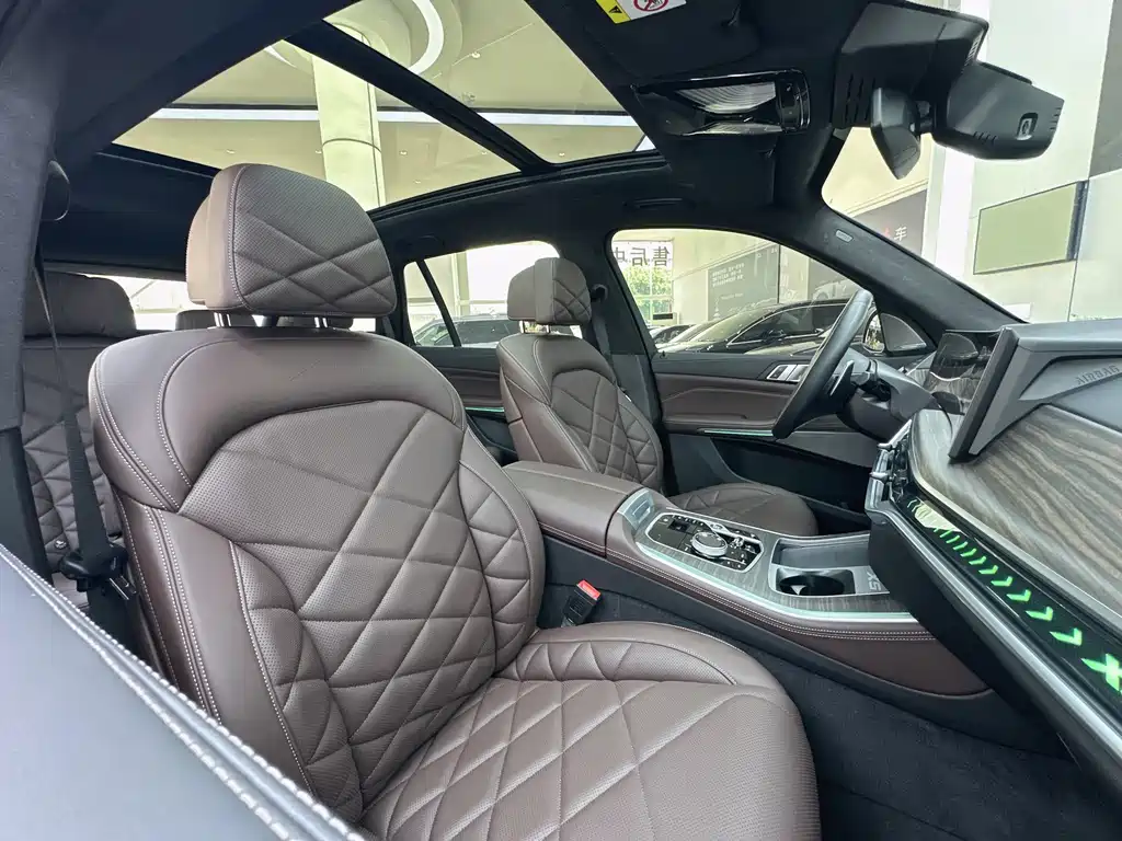 BMW X5 — миниатюра 4