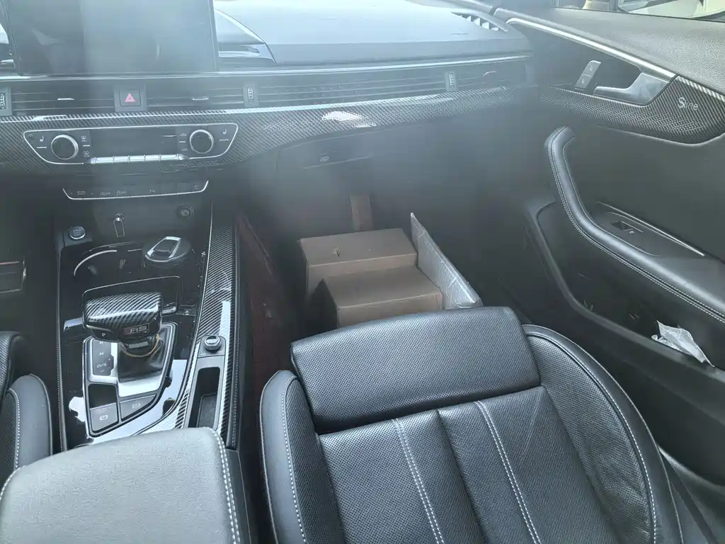 Audi A4L — миниатюра 14