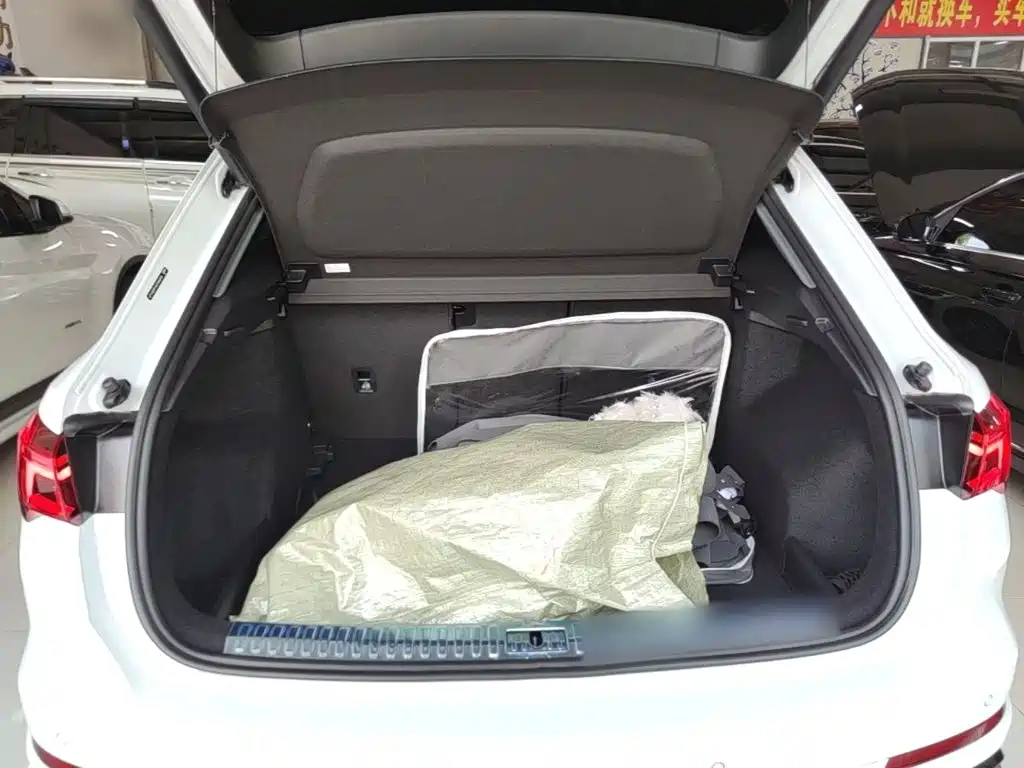 Audi Q3 — миниатюра 19