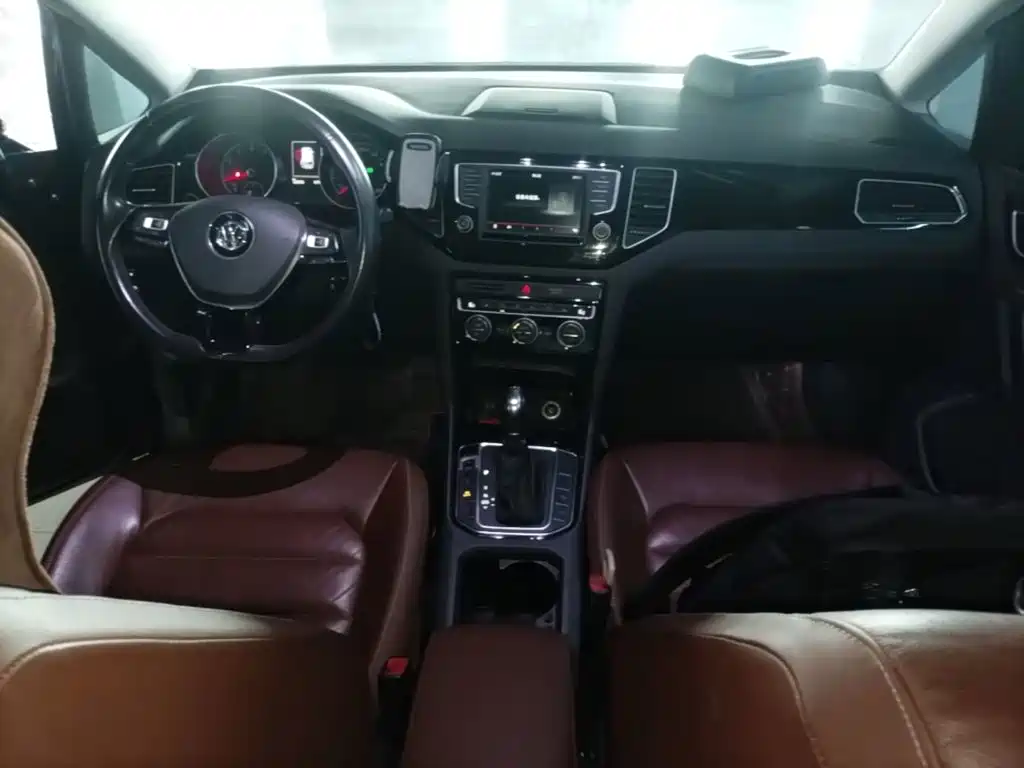 Volkswagen Golf (Import) — миниатюра 10