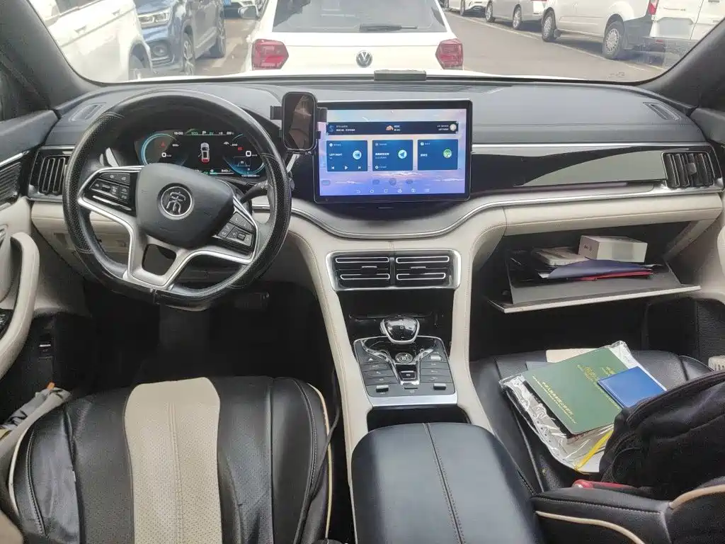 BYD PLUS New Energy — миниатюра 5