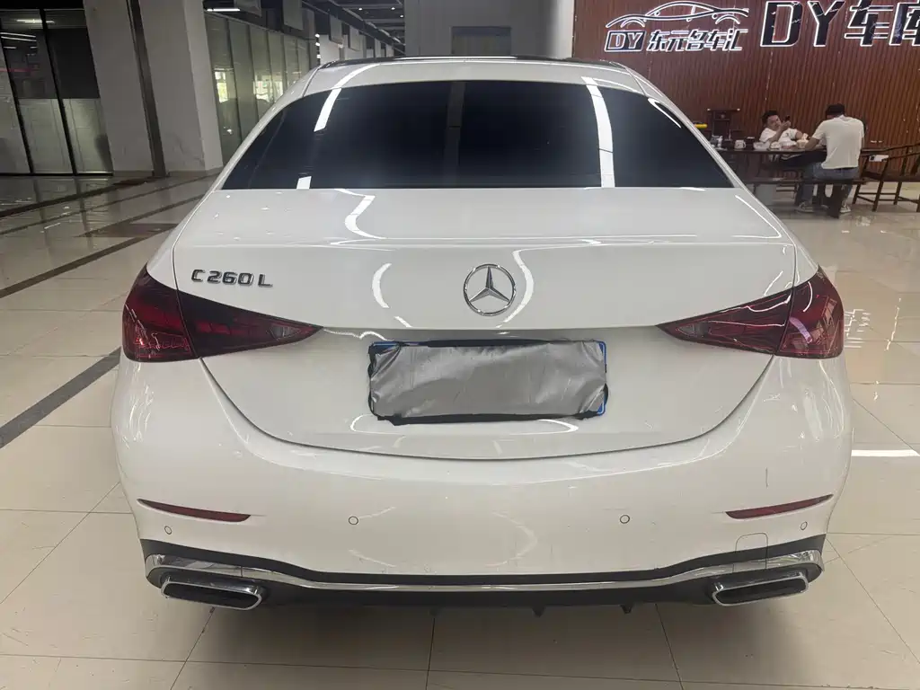 Mercedes-Benz C-Class — миниатюра 10