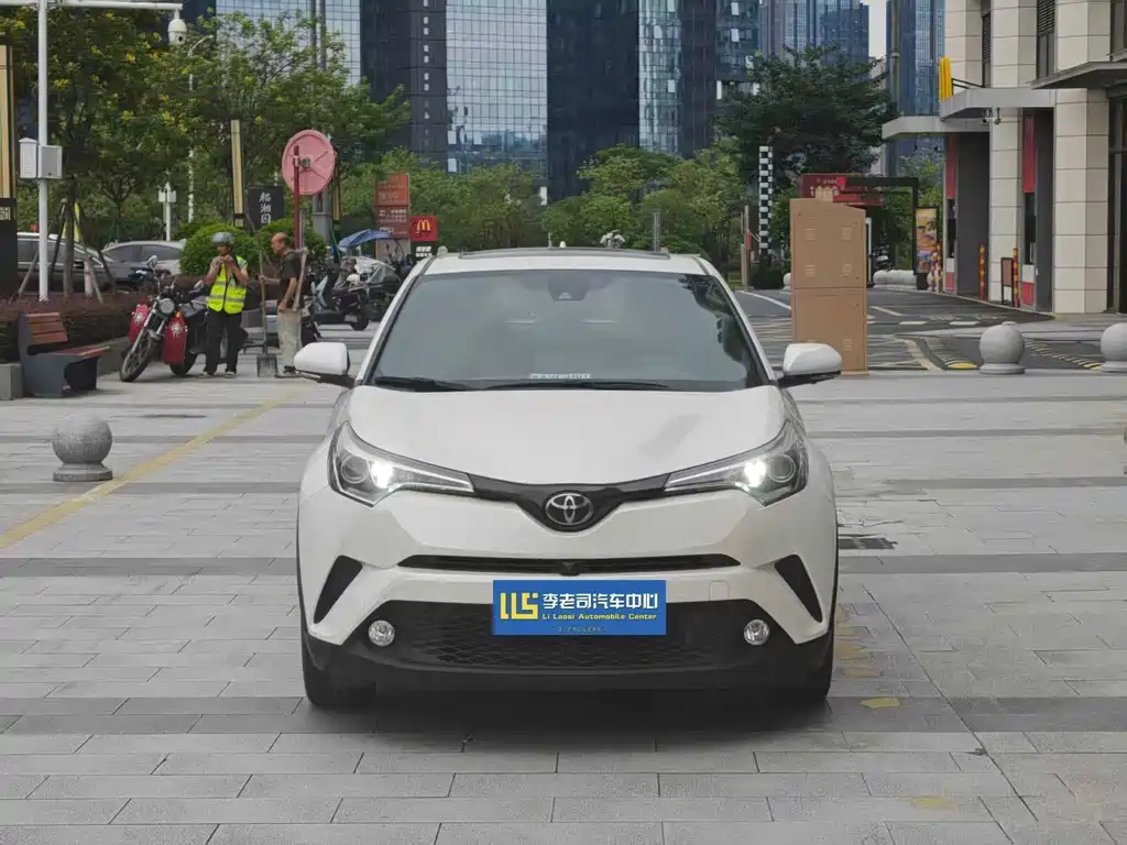 Toyota C-HR — миниатюра 2