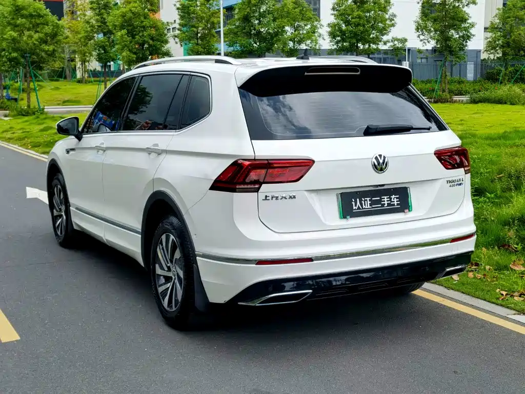 Volkswagen Tiguan L PHEV — миниатюра 5