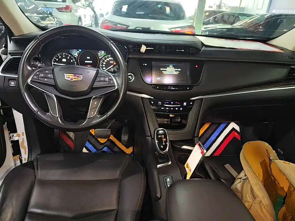 Cadillac XT5 — миниатюра 10