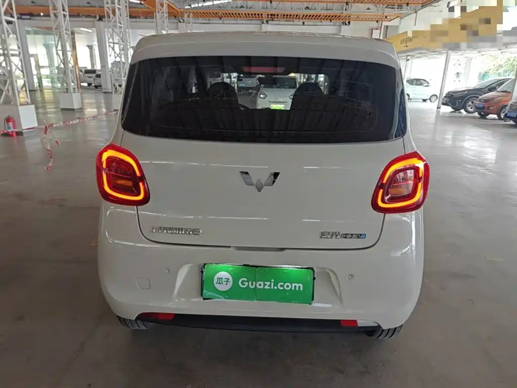 Wuling MINIEV — миниатюра 6