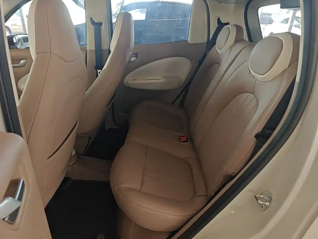 Wuling MINIEV — миниатюра 17
