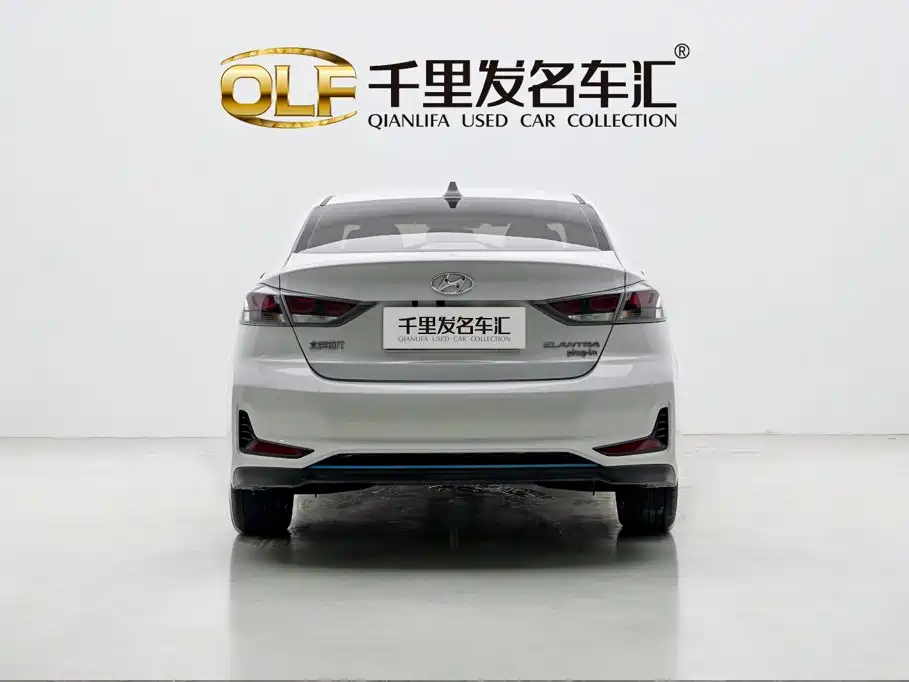 Hyundai Elantra PHEV — миниатюра 5