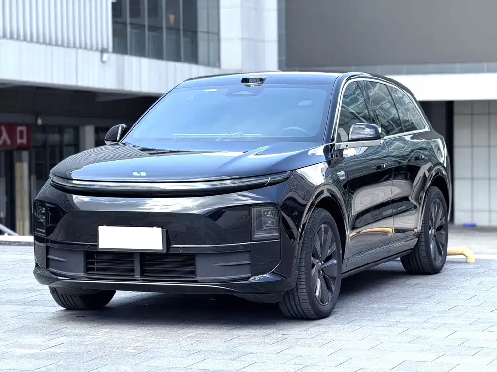2025 Li Xiang L6 - zdjęcie 1 z 9