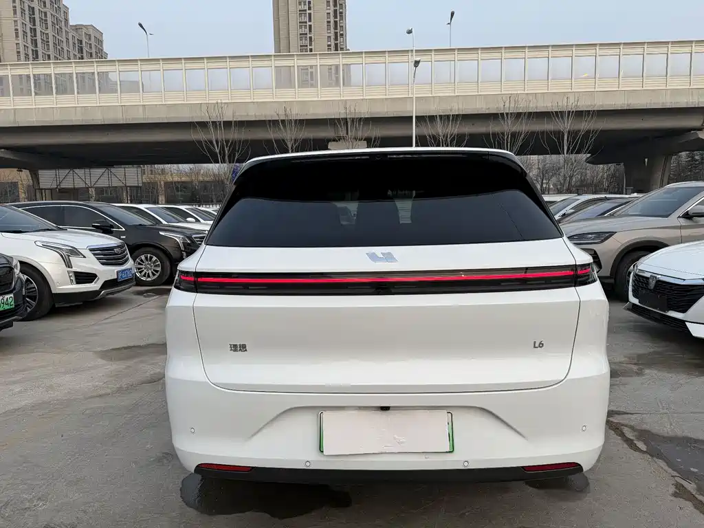 Li Auto IDEAL L6