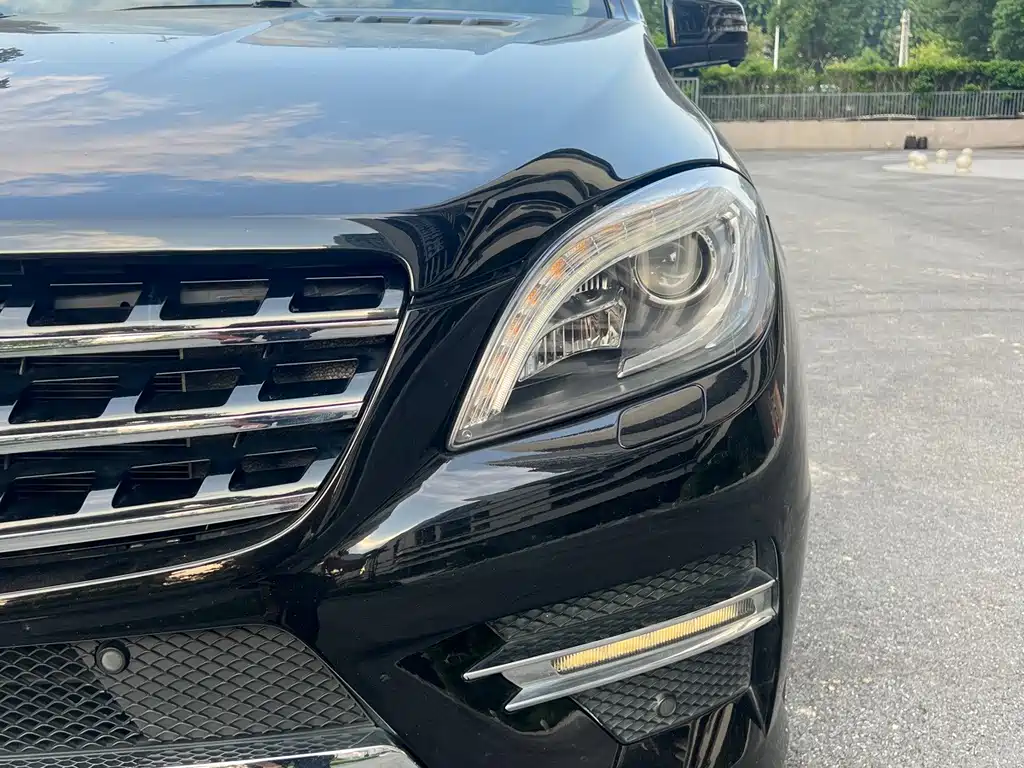 Mercedes-Benz M-Class — миниатюра 9