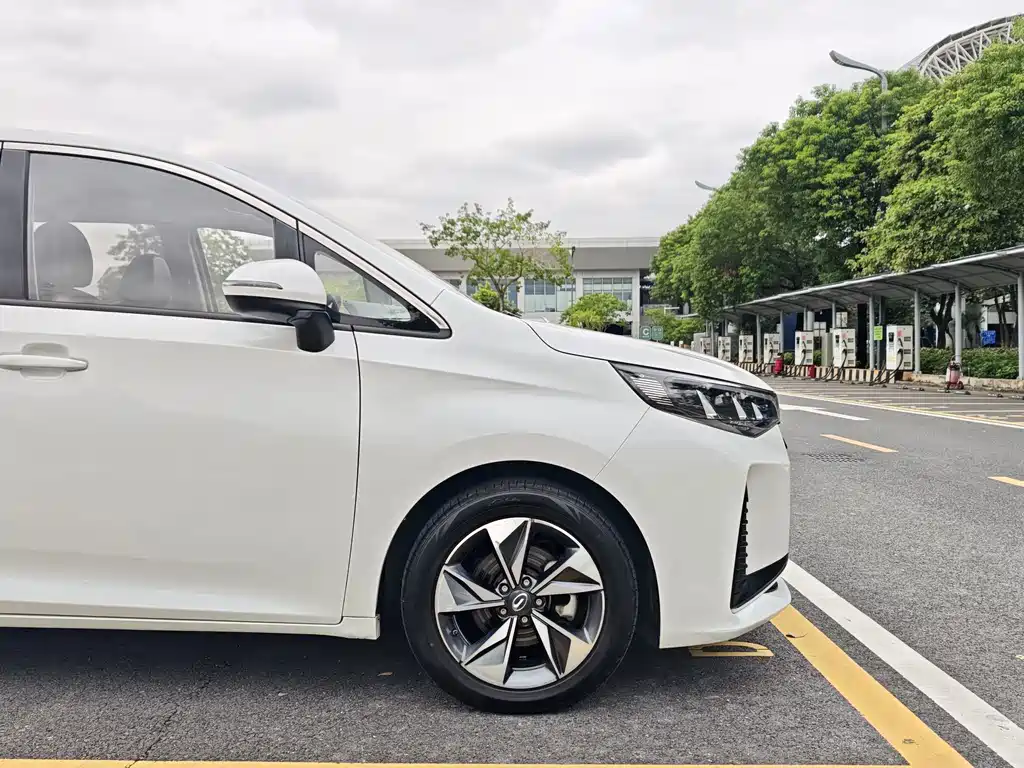 GAC Motor Trumpchi M6 — миниатюра 24