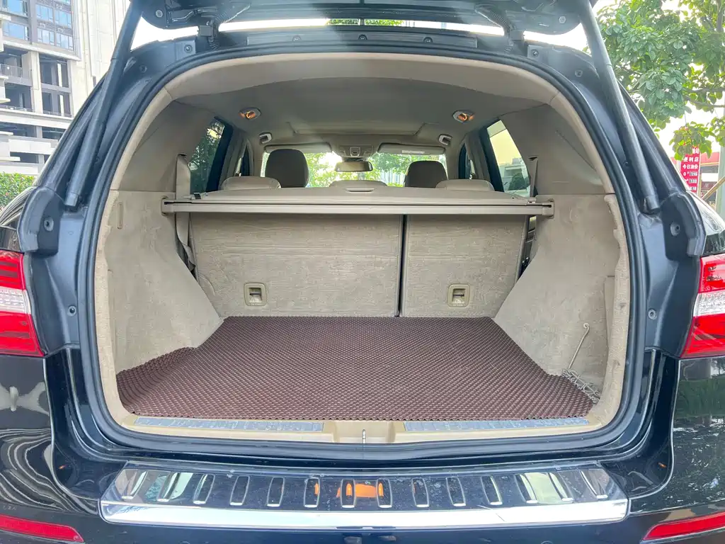 Mercedes-Benz M-Class — миниатюра 34