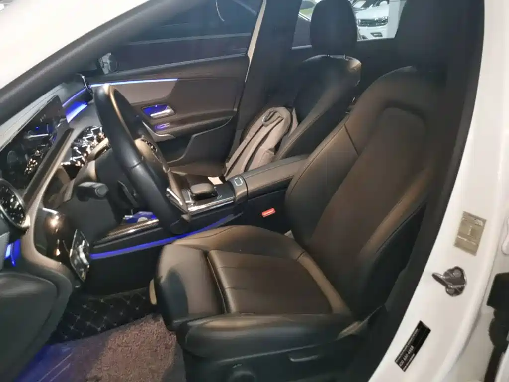 Mercedes-Benz A-Class — миниатюра 15