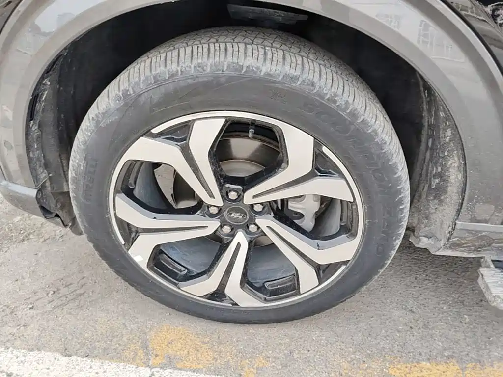 Ford Explorer — миниатюра 23