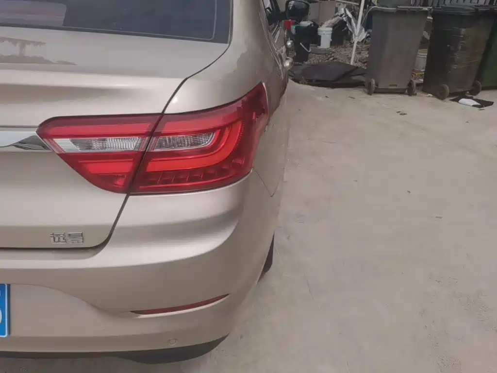 Geely Vision — миниатюра 8