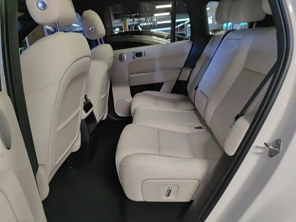 Li Auto Li L6 — миниатюра 17