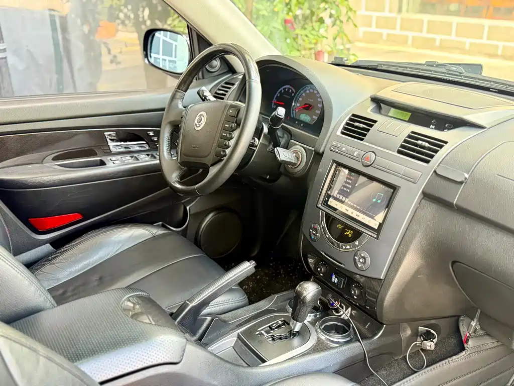 SsangYong Rexton — миниатюра 26