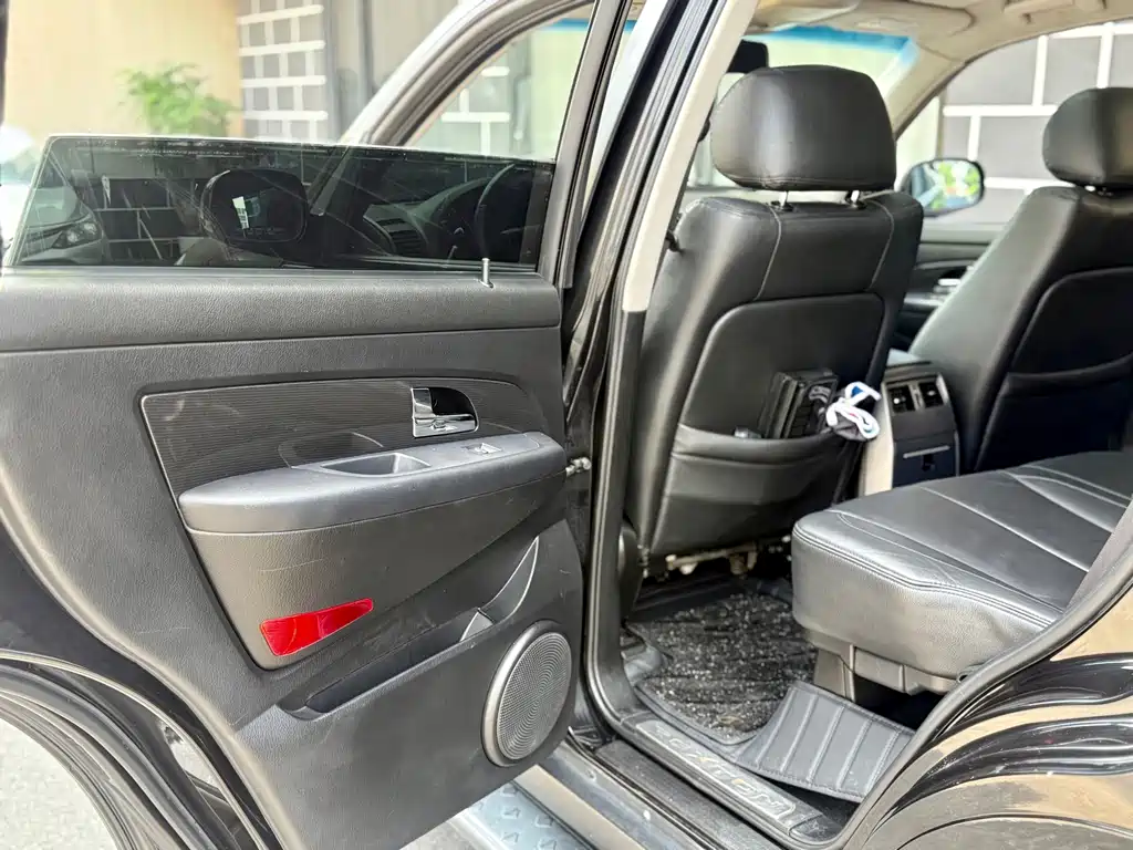 SsangYong Rexton — миниатюра 14