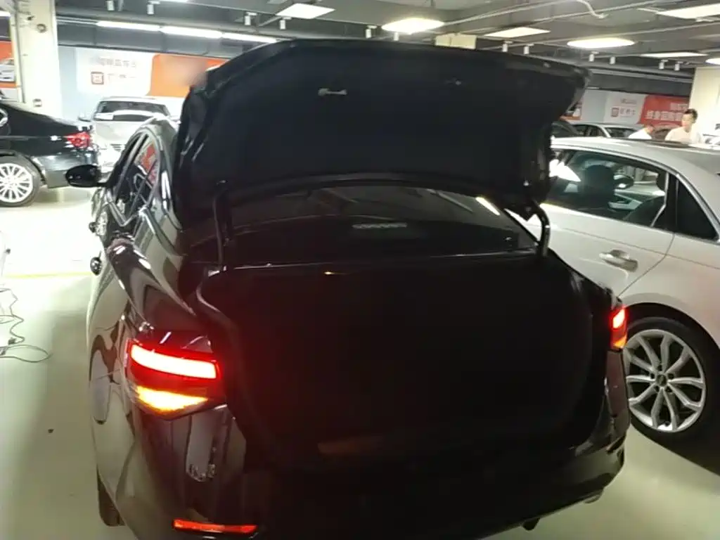 Nissan Sylphy — миниатюра 19