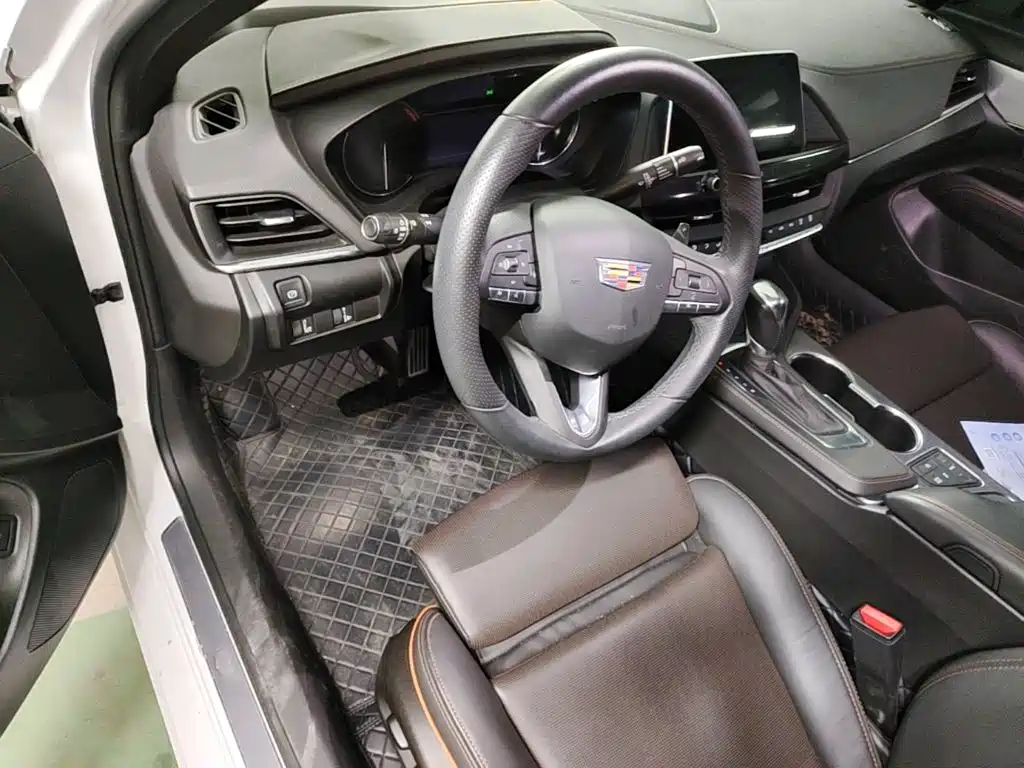 Cadillac CT4 — миниатюра 16