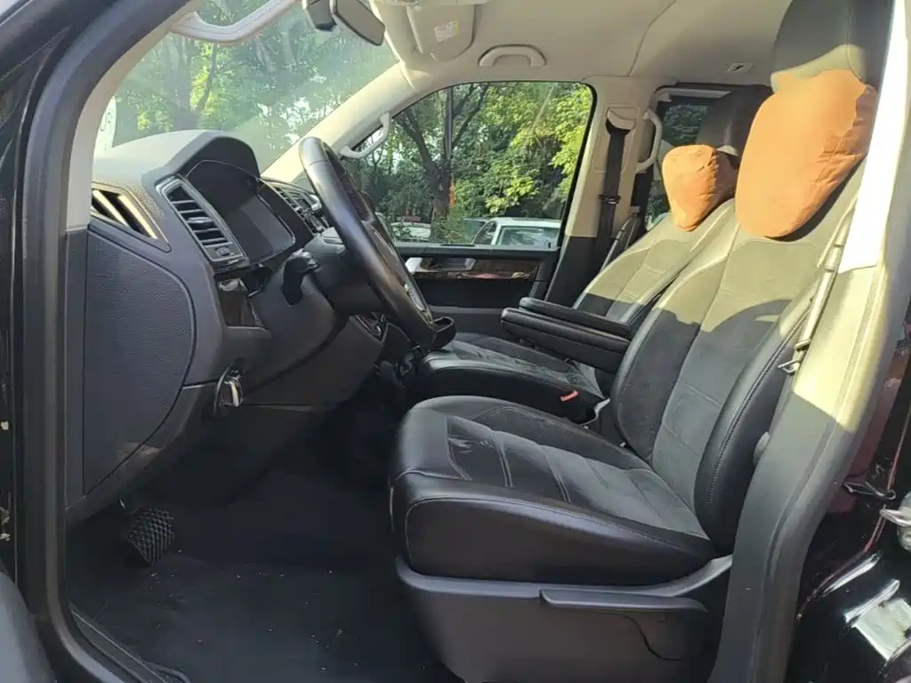 Volkswagen Multivan — миниатюра 15