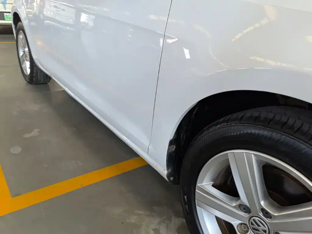 Volkswagen Golf — миниатюра 21