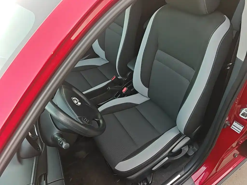 Toyota Yaris L — миниатюра 15