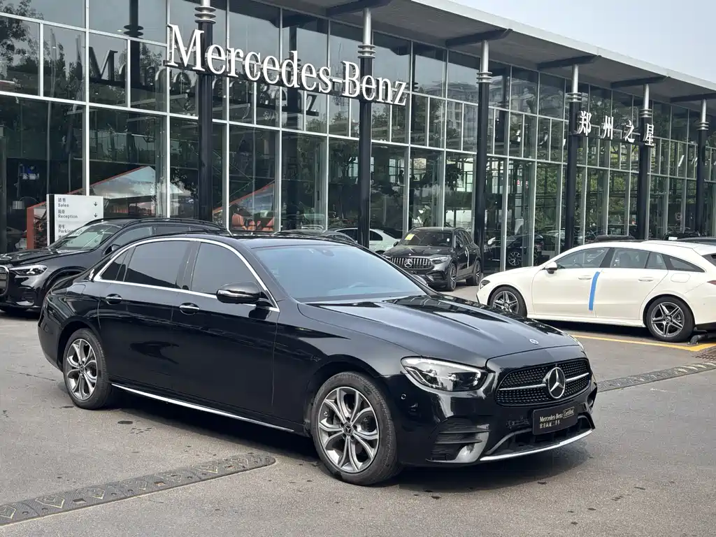 Mercedes-Benz E-Class — миниатюра 4