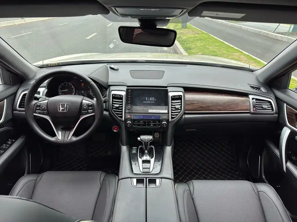 Honda UR-V — миниатюра 6