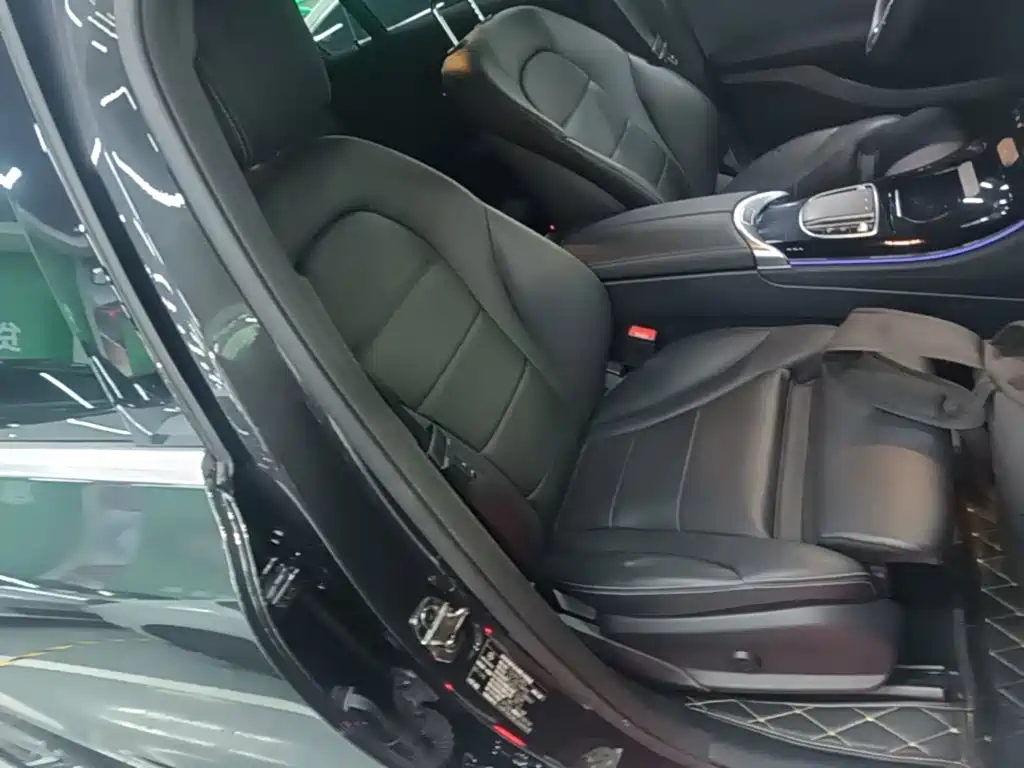 Mercedes-Benz EQC — миниатюра 25