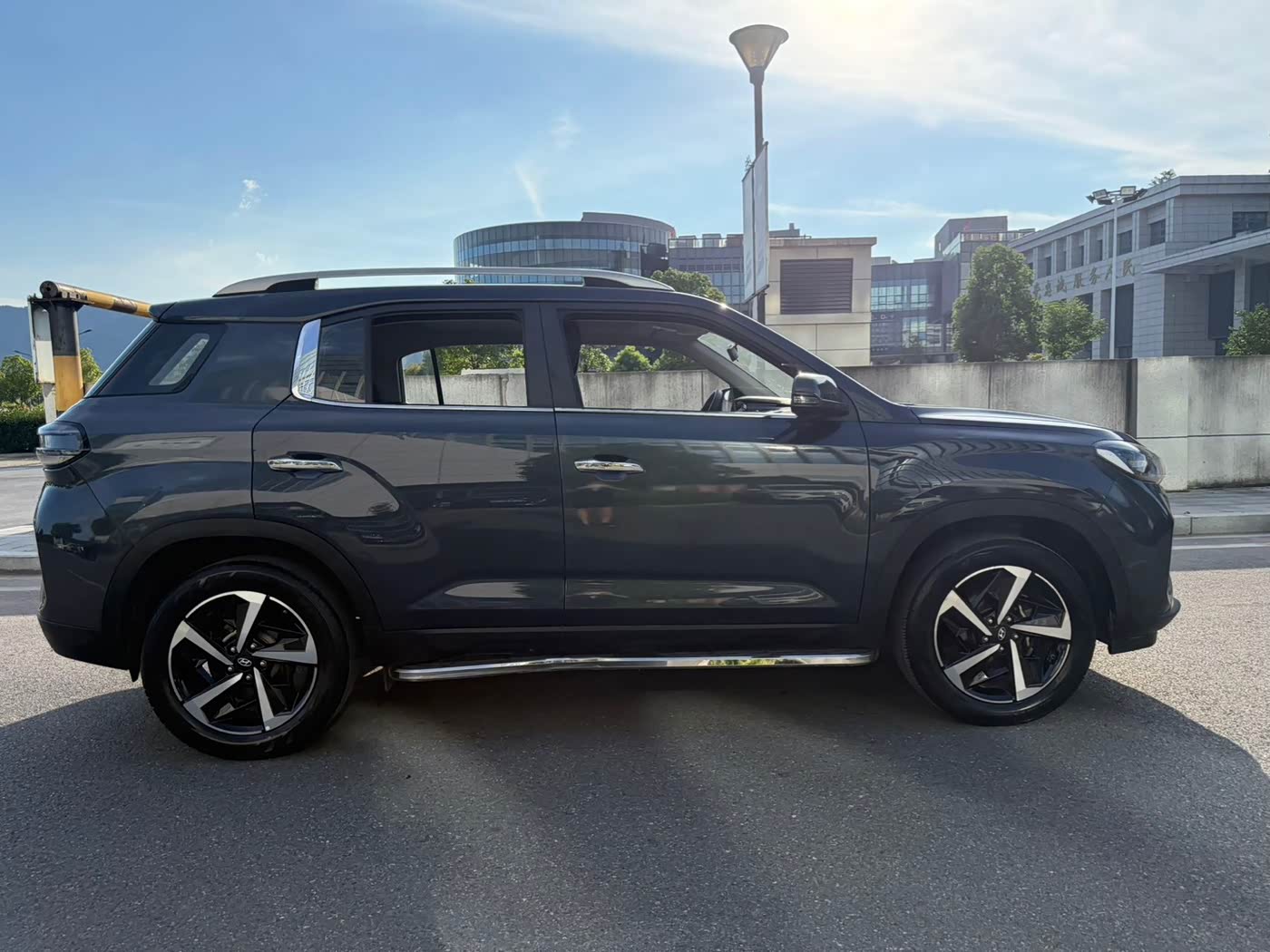 Hyundai Beijing Hyundai ix35 1.4 л 2021 г. Серебристо-серый, пробег 46000 км