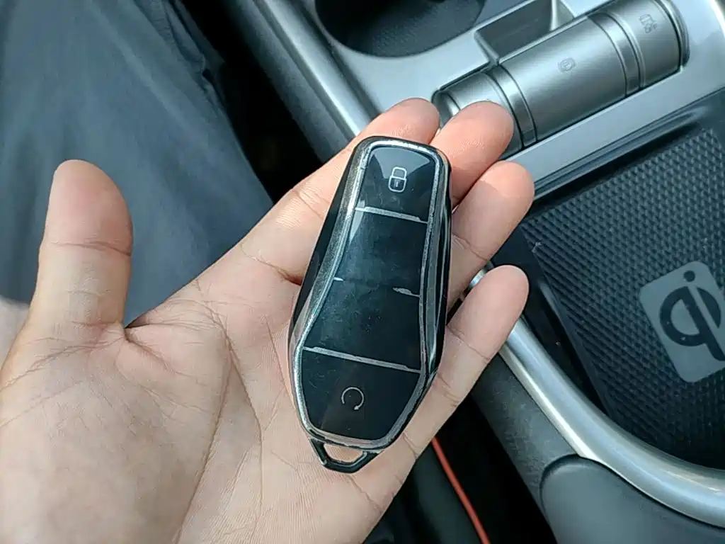 BYD Dolphin — миниатюра 9