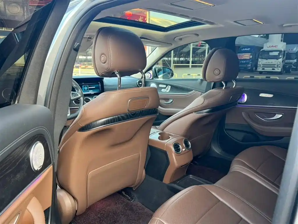 Mercedes-Benz E-Class E 2016 E 300 L Sport Fashion