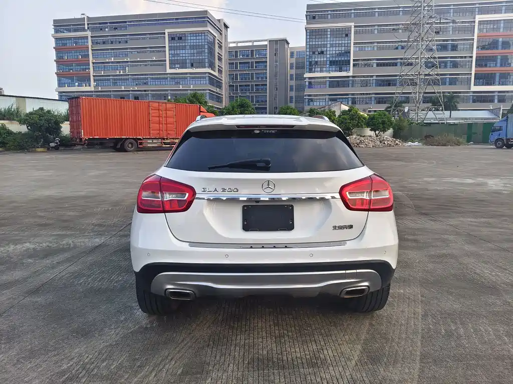 Mercedes-Benz GLA — миниатюра 5