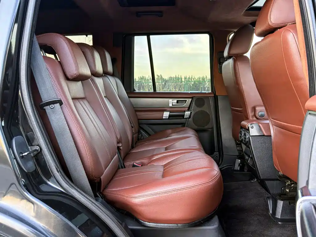 Land Rover Discovery — миниатюра 18