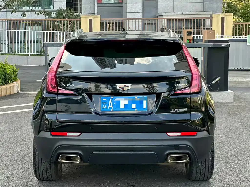 Cadillac XT4 — миниатюра 4