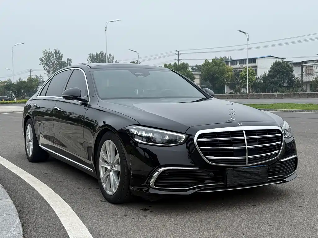 Mercedes-Benz S-Class — миниатюра 2