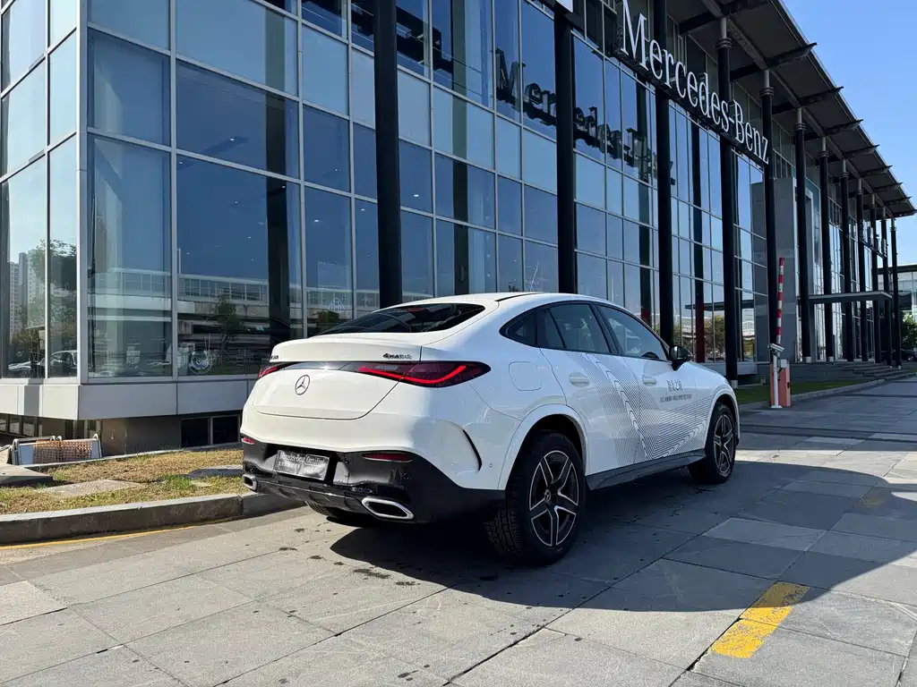 MERCEDES-BENZ GLC COUPE