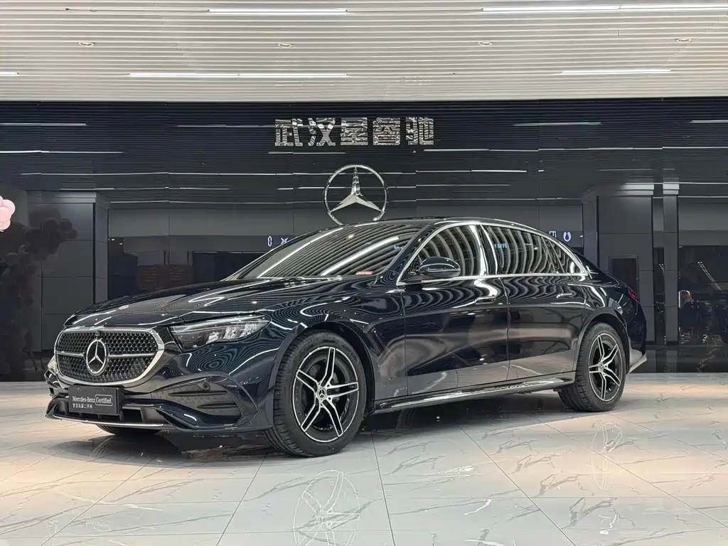 Mercedes-Benz E-Class — миниатюра 3