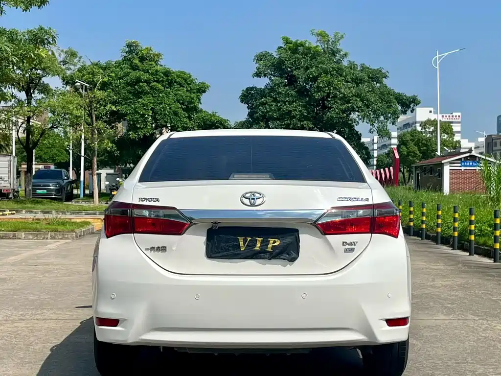 Toyota Corolla — миниатюра 8