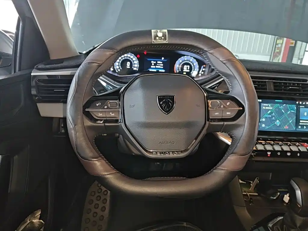 Peugeot 408 — миниатюра 11