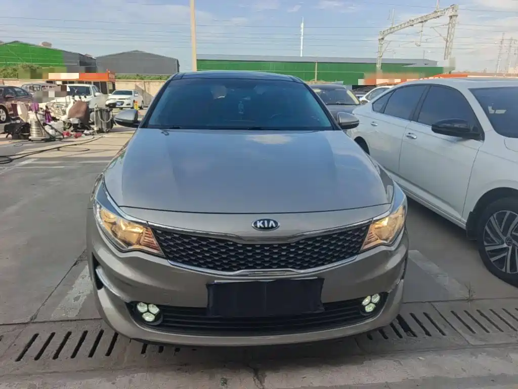 Kia K5 — миниатюра 3