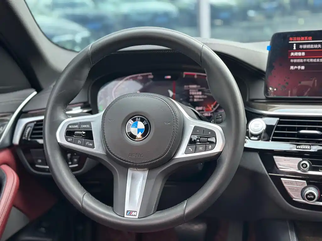 BMW 5 Series — миниатюра 20