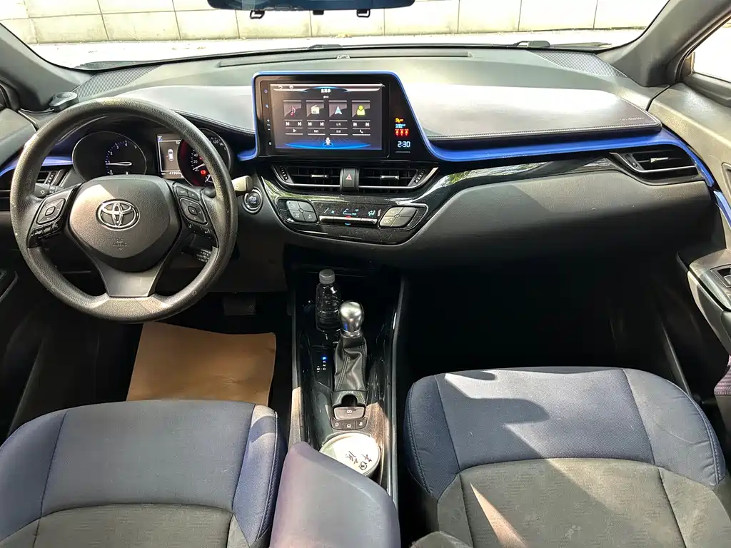 Toyota C-HR — миниатюра 14