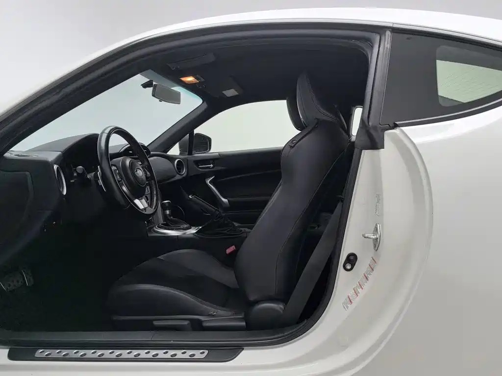 Subaru BRZ — миниатюра 10